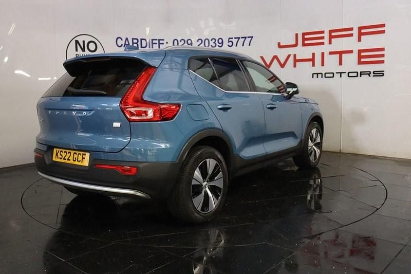 Used Volvo XC40 Core 2022 Blue SUV