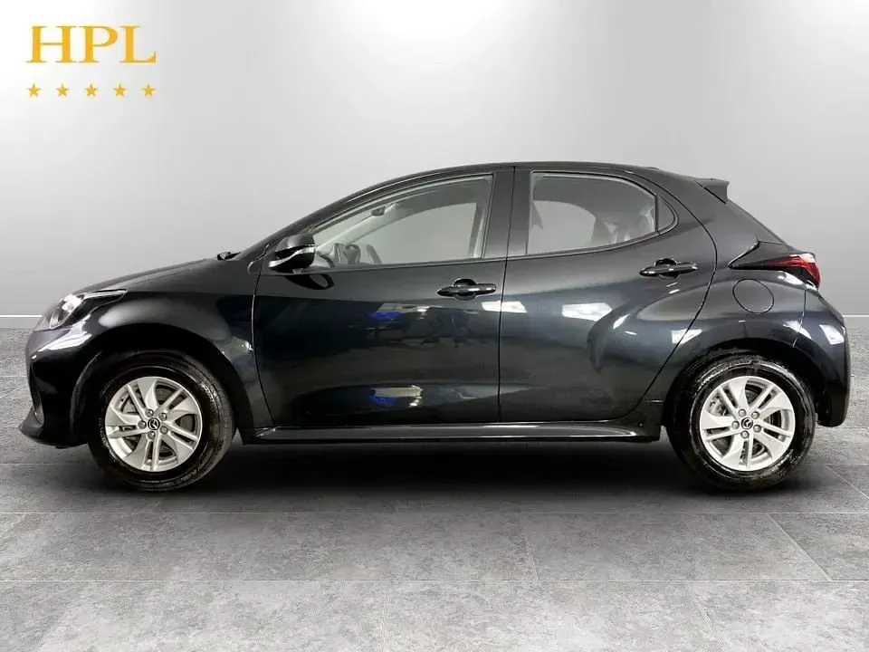 Gebraucht Mazda 2 Center-Line 116 PS (85 kW) 2024 Schwarz Kleinwagen