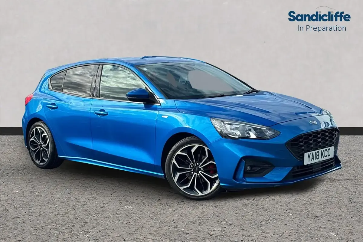Begagnad Ford Focus ST-Line X 125 HK (91 kW) 2020 Halvkombi