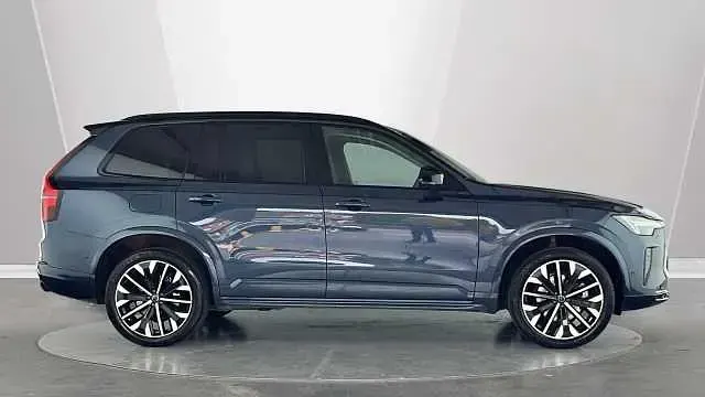 Usado Volvo XC90 Ultra 247 HP (181 kW) 2025 SUV