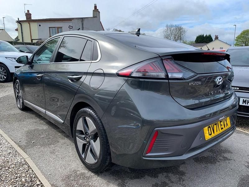 Used Hyundai Ioniq Premium SE 141 HP (103 kW) 2021 Grey Hatchback