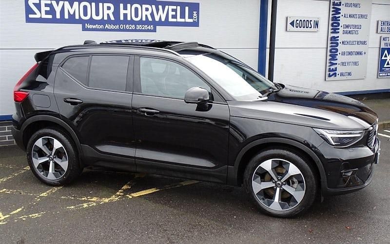 Begagnad Volvo XC40 Ultimate 197 HK (144 kW) 2023 SUV