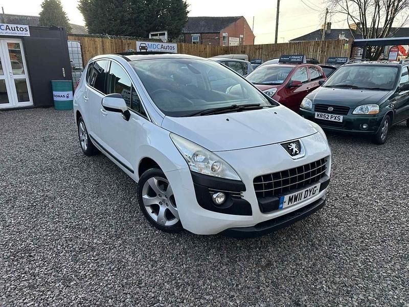 White Used 2011 Peugeot 3008 Envy Hatchback | £2,499 (Expensive) - Image 1/4
