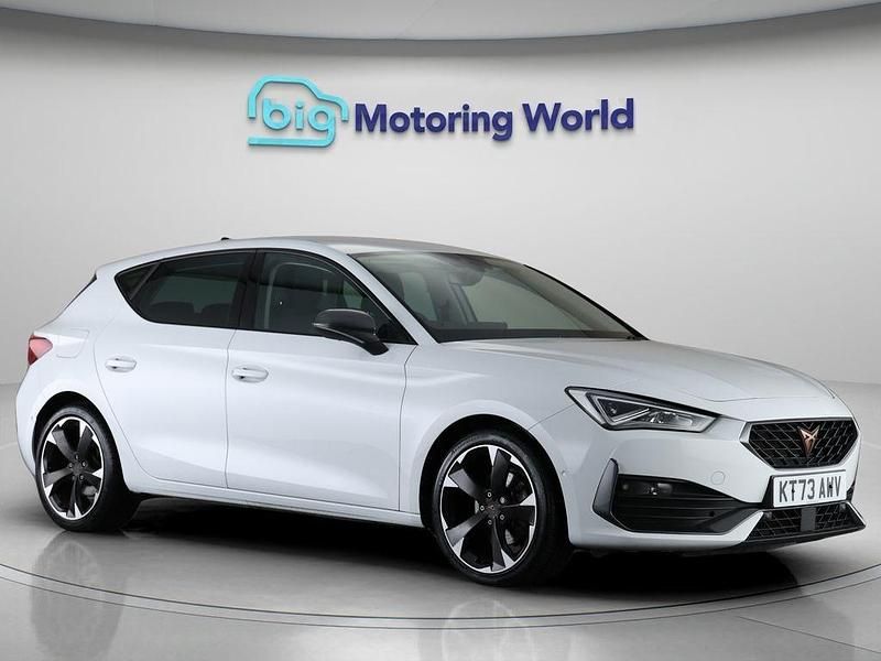 White Used 2023 Cupra Leon Hatchback | £17,100 (Fair price) - Image 1/4