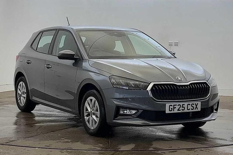Graphite grey metallic Used 2025 Skoda Fabia SE Hatchback | £16,900 (Fair price) - Image 1/4