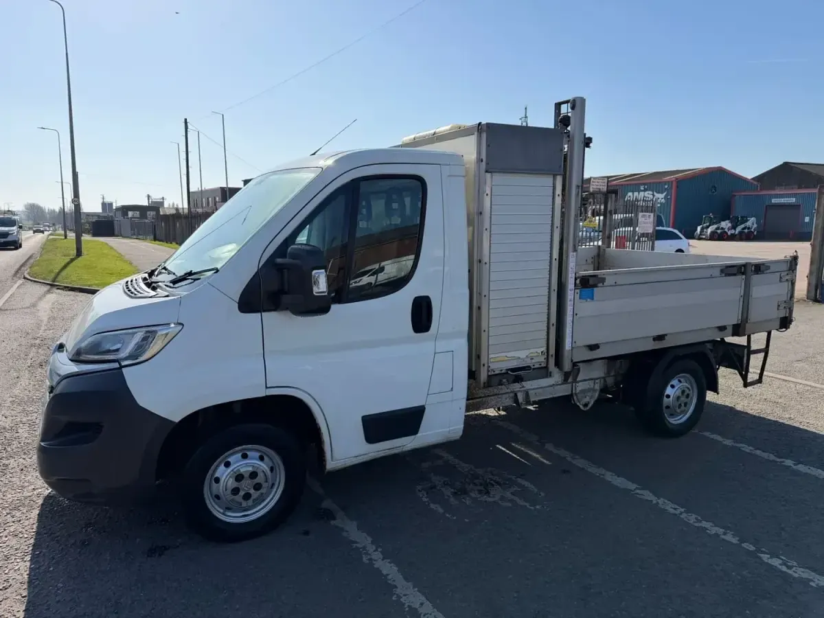 Usado Citroën Relay 2017 Blanco Van