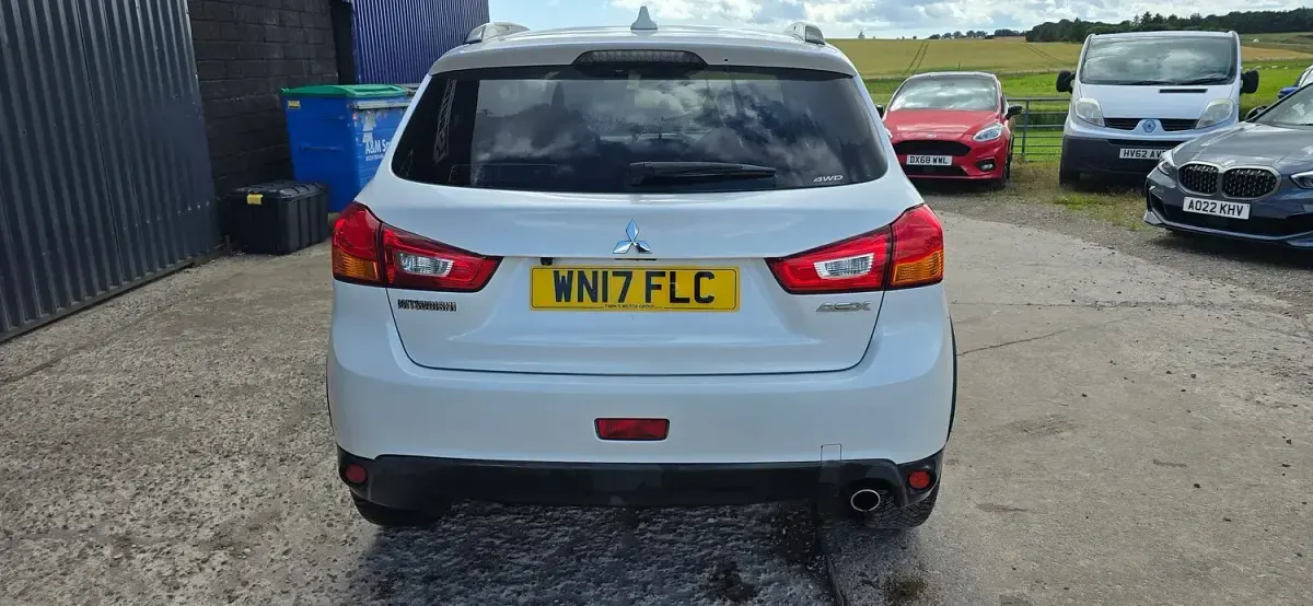 Used Mitsubishi ASX 147 HP (108 kW) 2017 White SUV