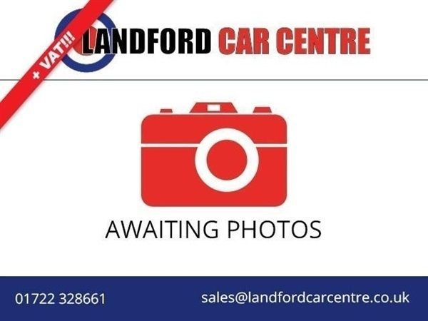 White Used 2016 Vauxhall Vivaro Sportive Van | £9,540 (A bit pricey) - Image 1/1