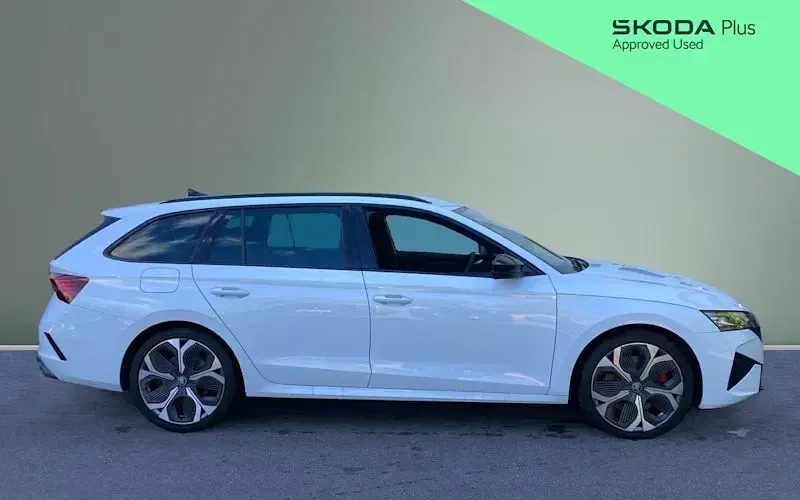 Used Skoda Octavia vRS 265 HP (194 kW) 2025 Other Estate