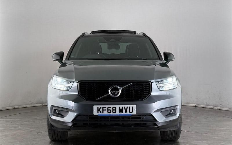 Used Volvo XC40 R-Design Pro 247 HP (181 kW) 2019 Grey SUV