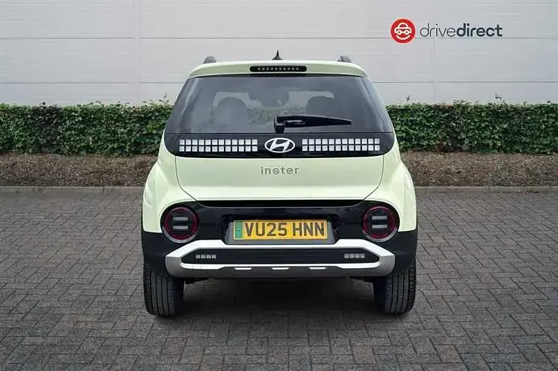 Used Hyundai Inster 85 kW (116 HP) 2025 Cream Hatchback