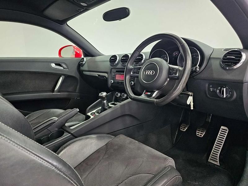 Used Audi TTS S-Line 272 HP (200 kW) 2013 Red Coupe