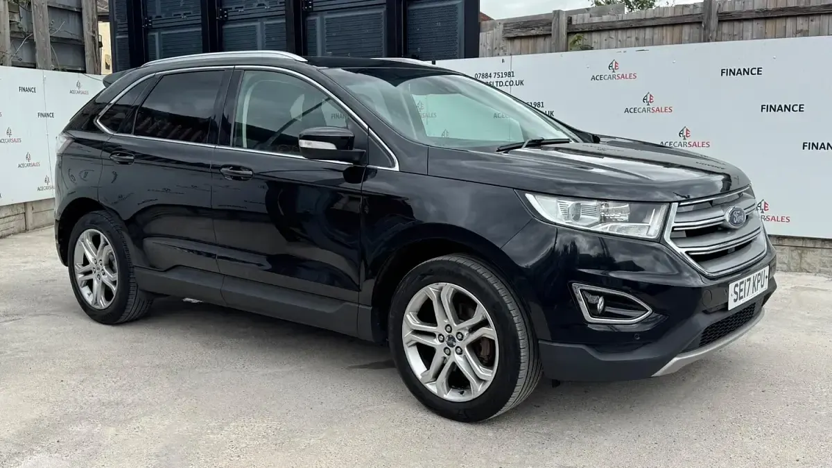 Used Ford Edge Titanium 210 HP (154 kW) 2017 Black SUV