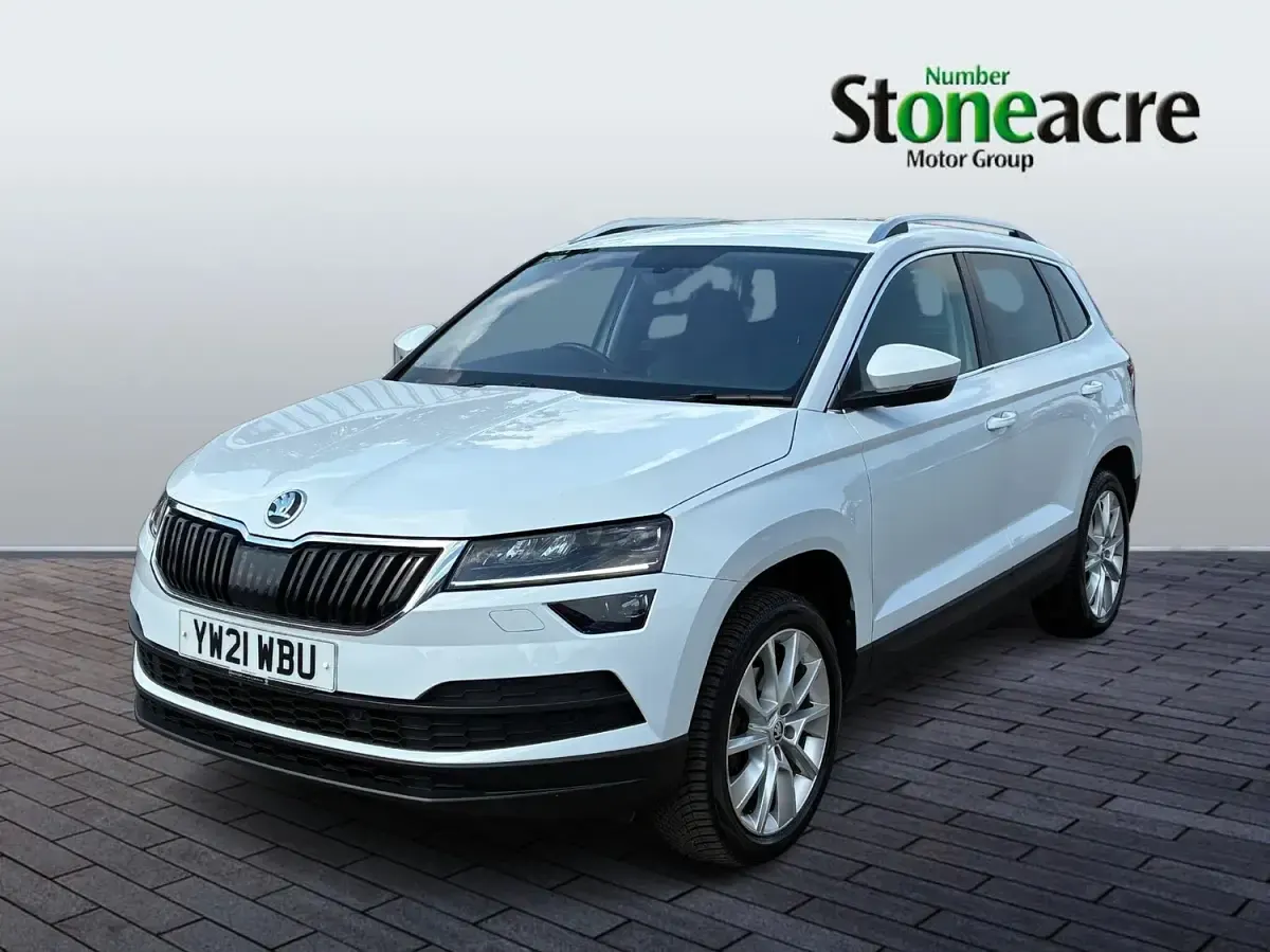 Used Skoda Karoq SE L 150 HP (110 kW) 2021 White SUV