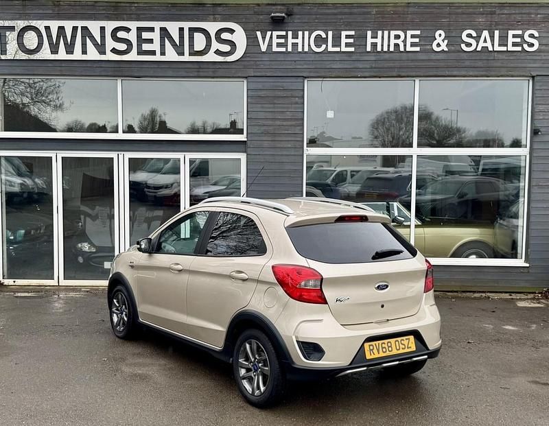 Used Ford Ka Plus Active 85 HP (62 kW) 2018 Silver Hatchback