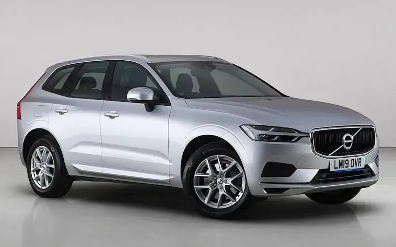 Used Volvo XC60 Momentum 190 HP (139 kW) 2019 SUV