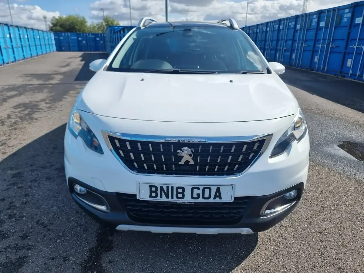 Used Peugeot 2008 Allure Premium 80 HP (58 kW) 2018 White SUV