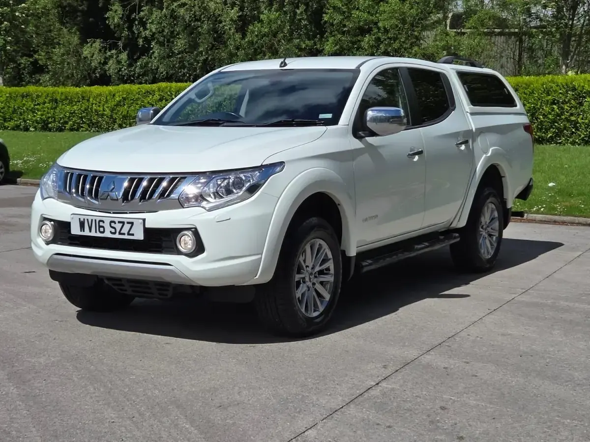 Used Mitsubishi L200 Warrior 2016 White Pickup