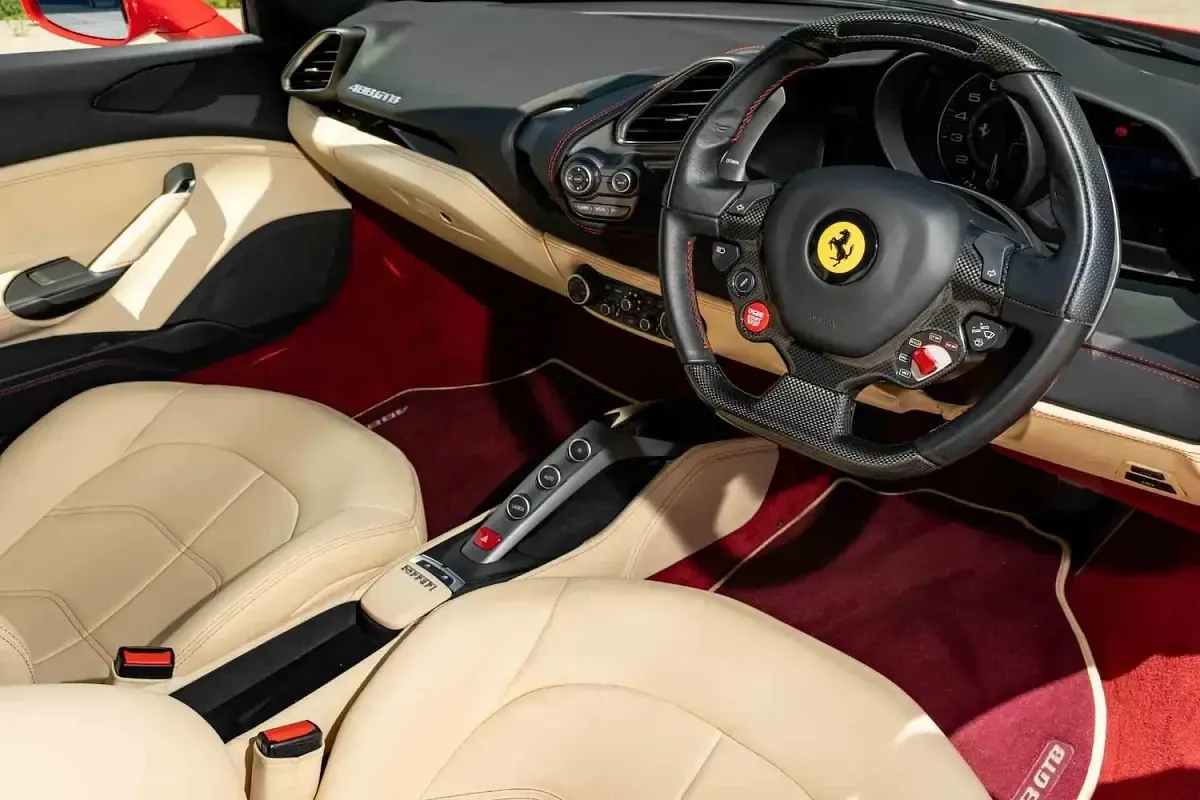 Used Ferrari 488 661 HP (486 kW) 2018 Red Coupe