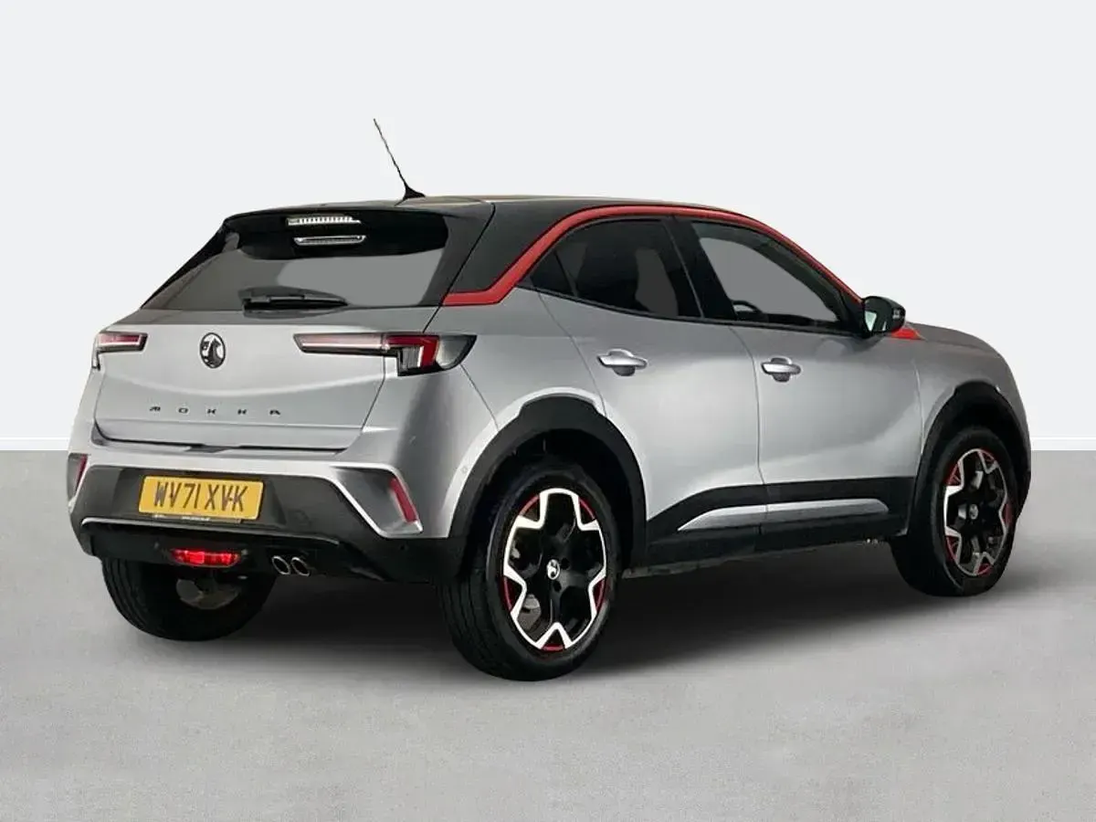 Usado Vauxhall Mokka SRi 130 CV (95 kW) 2022 Gris SUV