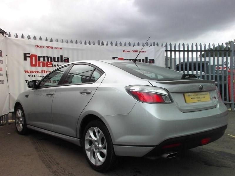 Used MG MG6 148 HP (108 kW) 2014 Silver Hatchback