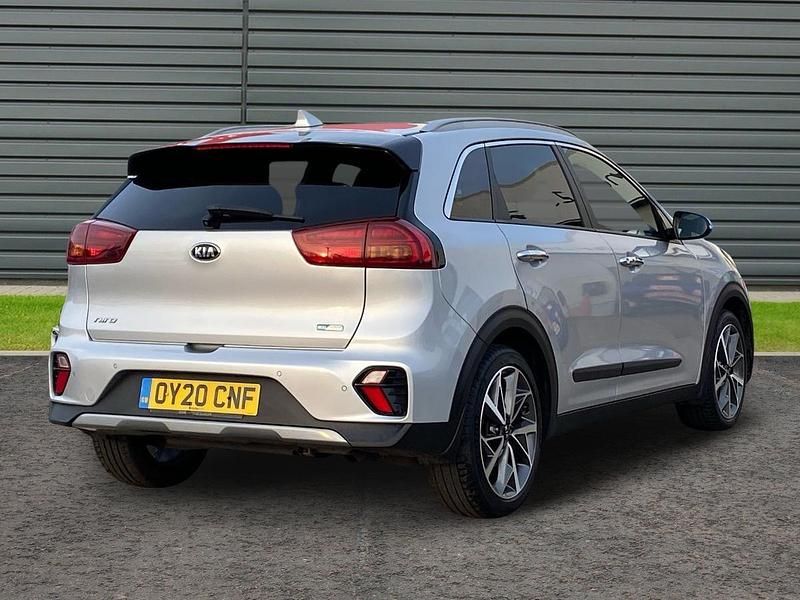 Used Kia Niro 139 HP (102 kW) 2020 Silver SUV