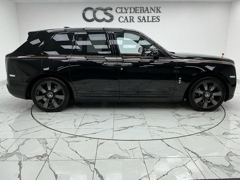 Used Rolls Royce Cullinan 563 HP (414 kW) 2023 Black SUV