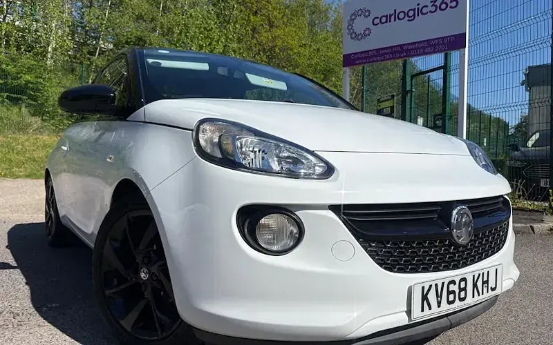 Begagnad Vauxhall Adam 69 HK (50 kW) 2019 Halvkombi