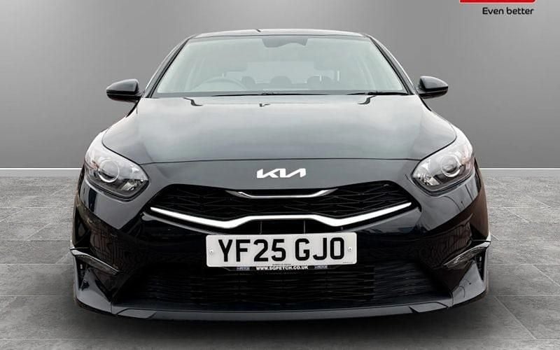 Used Kia Ceed 140 HP (102 kW) 2024 Hatchback