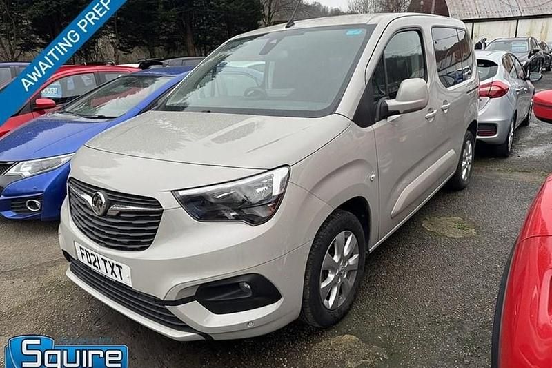 Used Vauxhall Combo S 100 HP (73 kW) 2021 Grey MPV