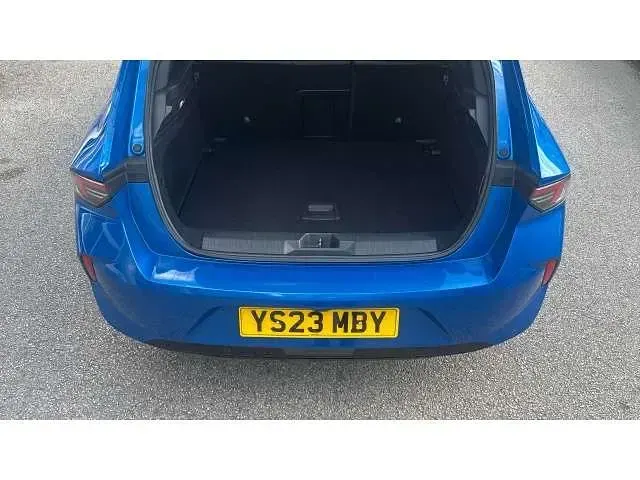 Used Vauxhall Astra 130 HP (95 kW) 2023 Blue Hatchback