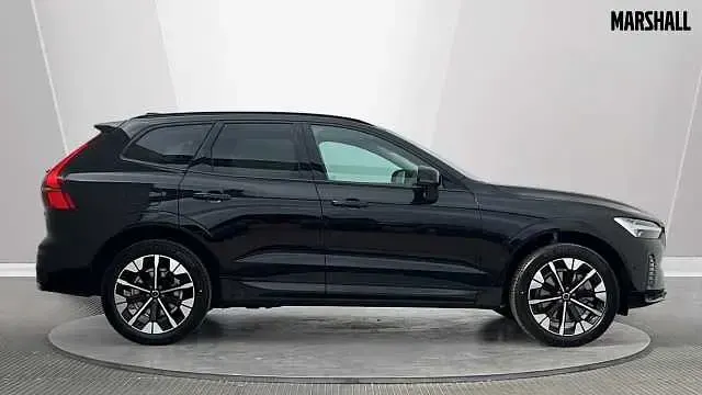 Used Volvo XC60 Plus 247 HP (181 kW) 2026 Black SUV