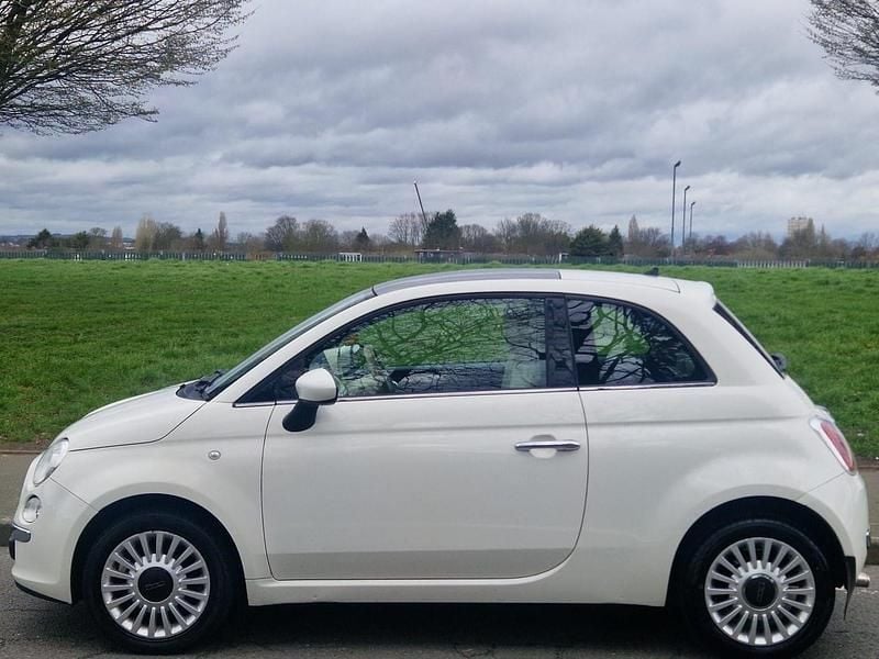 Used Fiat 500 Lounge 2013 White Hatchback
