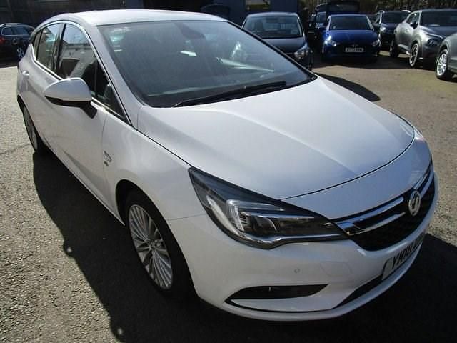 Used Vauxhall Astra Elite 150 HP (110 kW) 2018 Hatchback