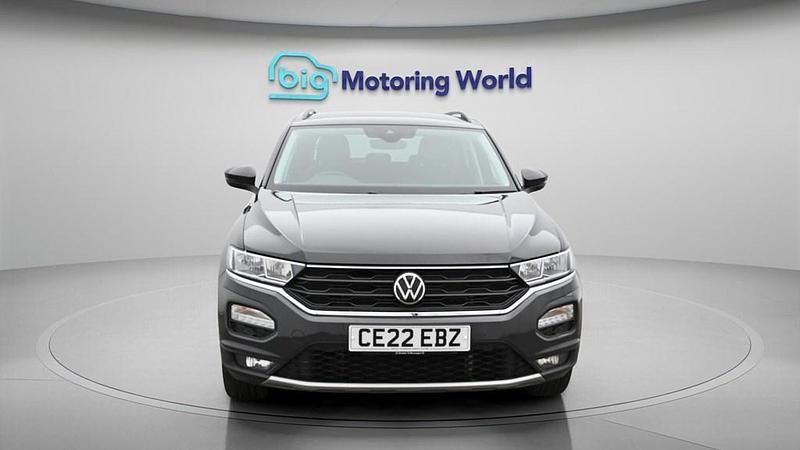 Used VW T-Roc Active 110 HP (80 kW) 2022 Grey SUV