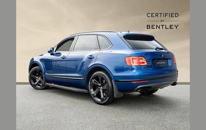 Used Bentley Bentayga 542 HP (398 kW) 2019 Blue SUV