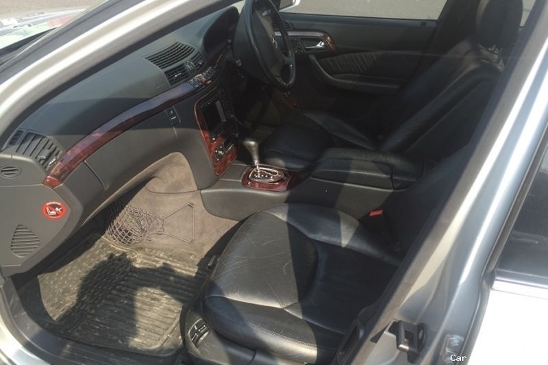 Used Mercedes S320 221 HP (162 kW) 2000 Sedan