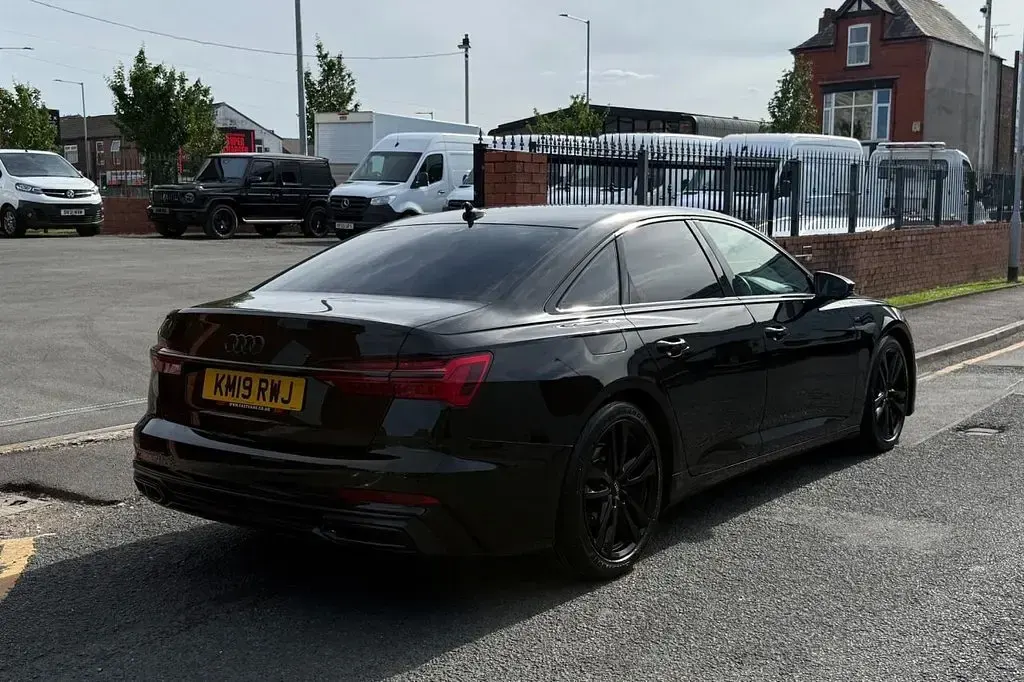 Used Audi A6 S-Line 201 HP (147 kW) 2019 Black Sedan