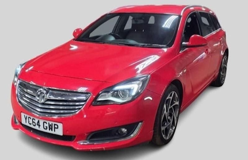 Used Vauxhall Insignia SRi 140 HP (102 kW) 2014 Red Estate