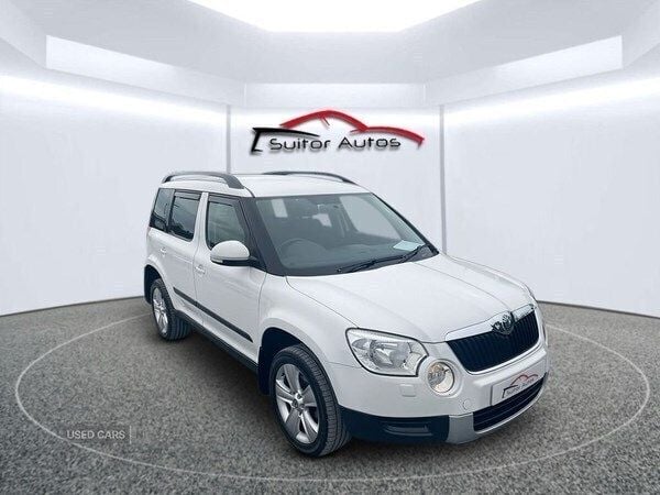 White Used 2011 Skoda Yeti SE SUV | £4,750 (Fair price) - Image 1/4