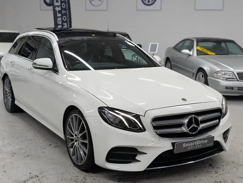 Used Mercedes E200 AMG Line Premium 184 HP (135 kW) 2018 White Estate