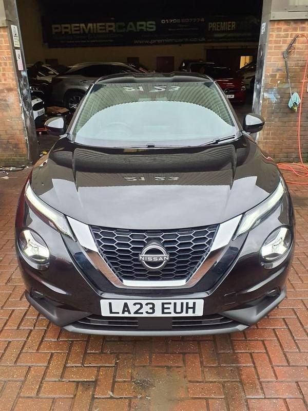 Used Nissan Juke N-Connecta 114 HP (83 kW) 2023 Black SUV