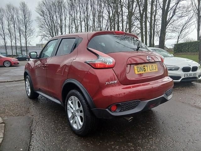 Used Nissan Juke N-Connecta 110 HP (80 kW) 2017 Red SUV