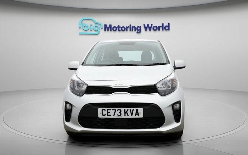 Second-hand Kia Picanto 67 CP (49 kW) 2023 Argintiu Hatchback