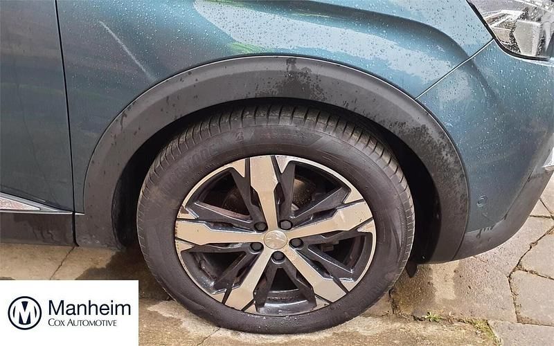 Used Peugeot 5008 Allure 130 HP (95 kW) 2018 Green SUV