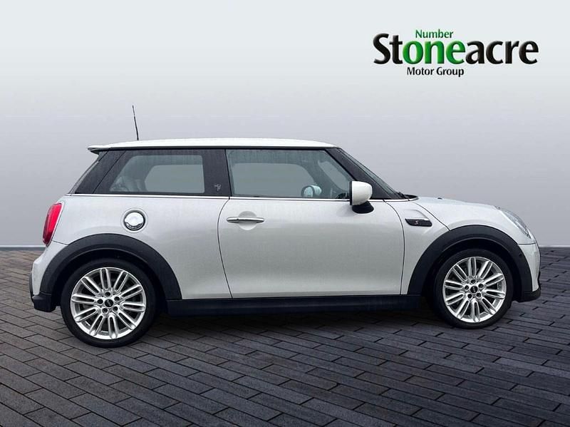 Used Mini Cooper S Exclusive 176 HP (129 kW) 2021 Silver Hatchback