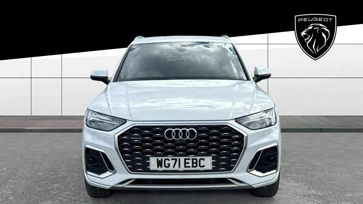 Used Audi Q5 S-Line 265 HP (194 kW) 2022 White SUV