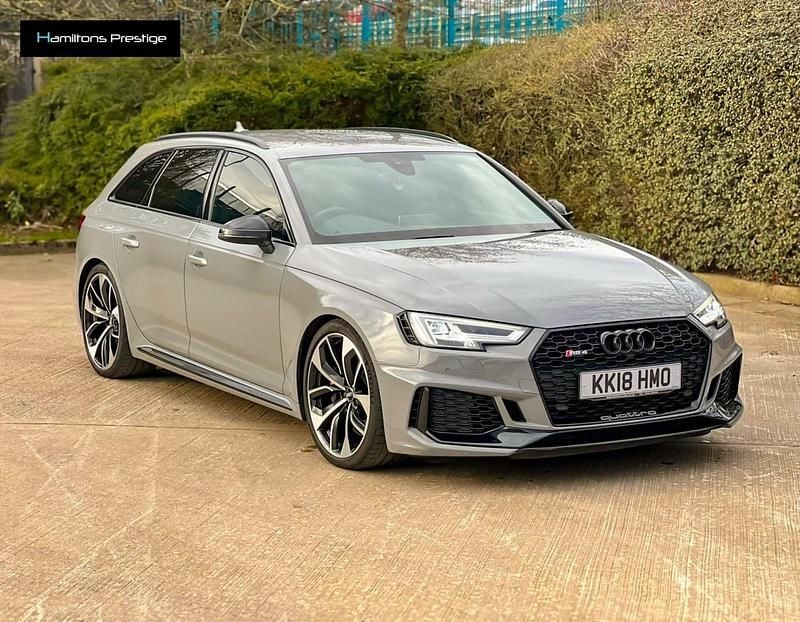 Used Audi RS4 Comfort 450 HP (330 kW) 2018 Grey Estate