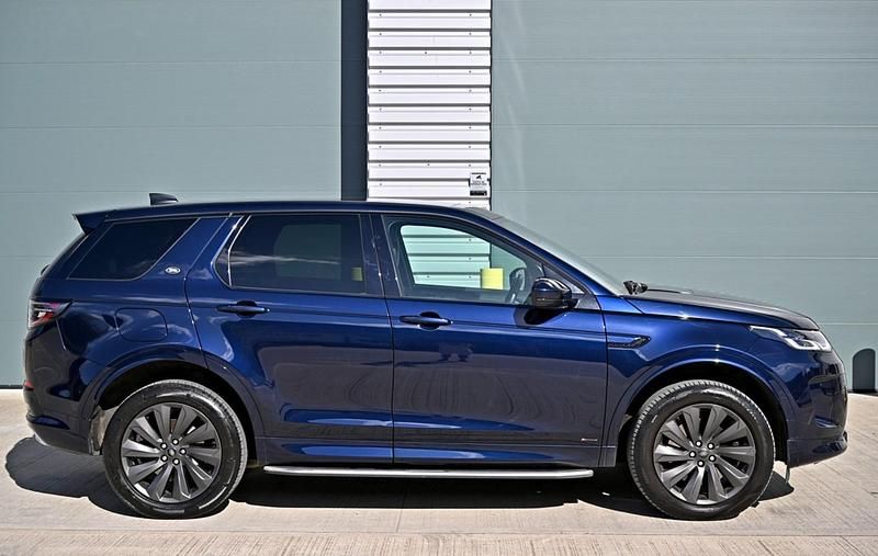 Second-hand Land Rover Discovery Sport SE Dynamic 2020 Albastru SUV
