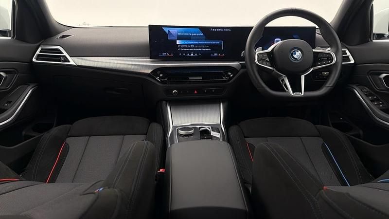 Used BMW 330e M Sport 288 HP (211 kW) 2025 White